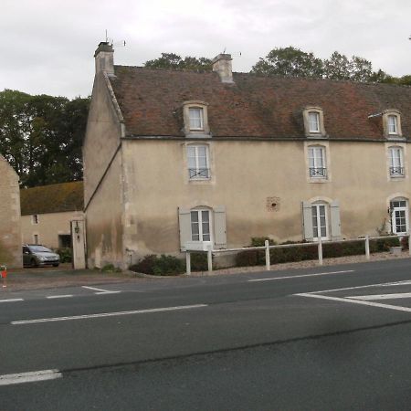 Grange Dans Ancien Corps De Ferme Hotel Bellengreville  Exterior foto