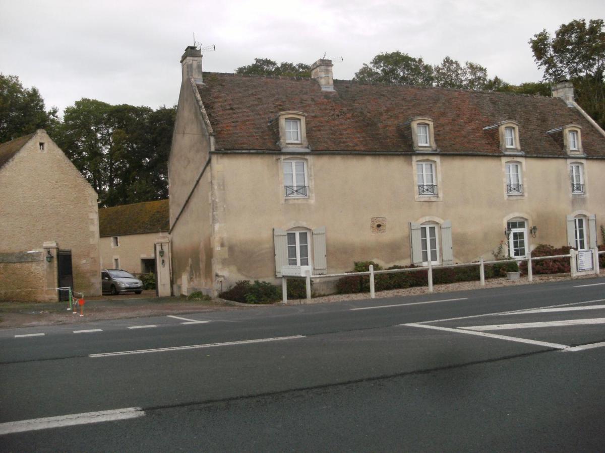 Grange Dans Ancien Corps De Ferme Hotel Bellengreville  Exterior foto