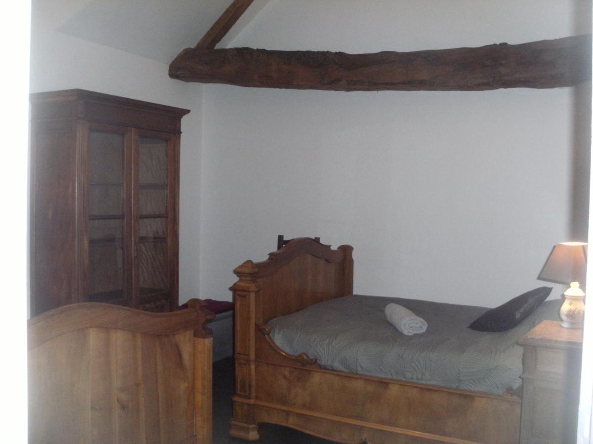 Grange Dans Ancien Corps De Ferme Hotel Bellengreville  Exterior foto